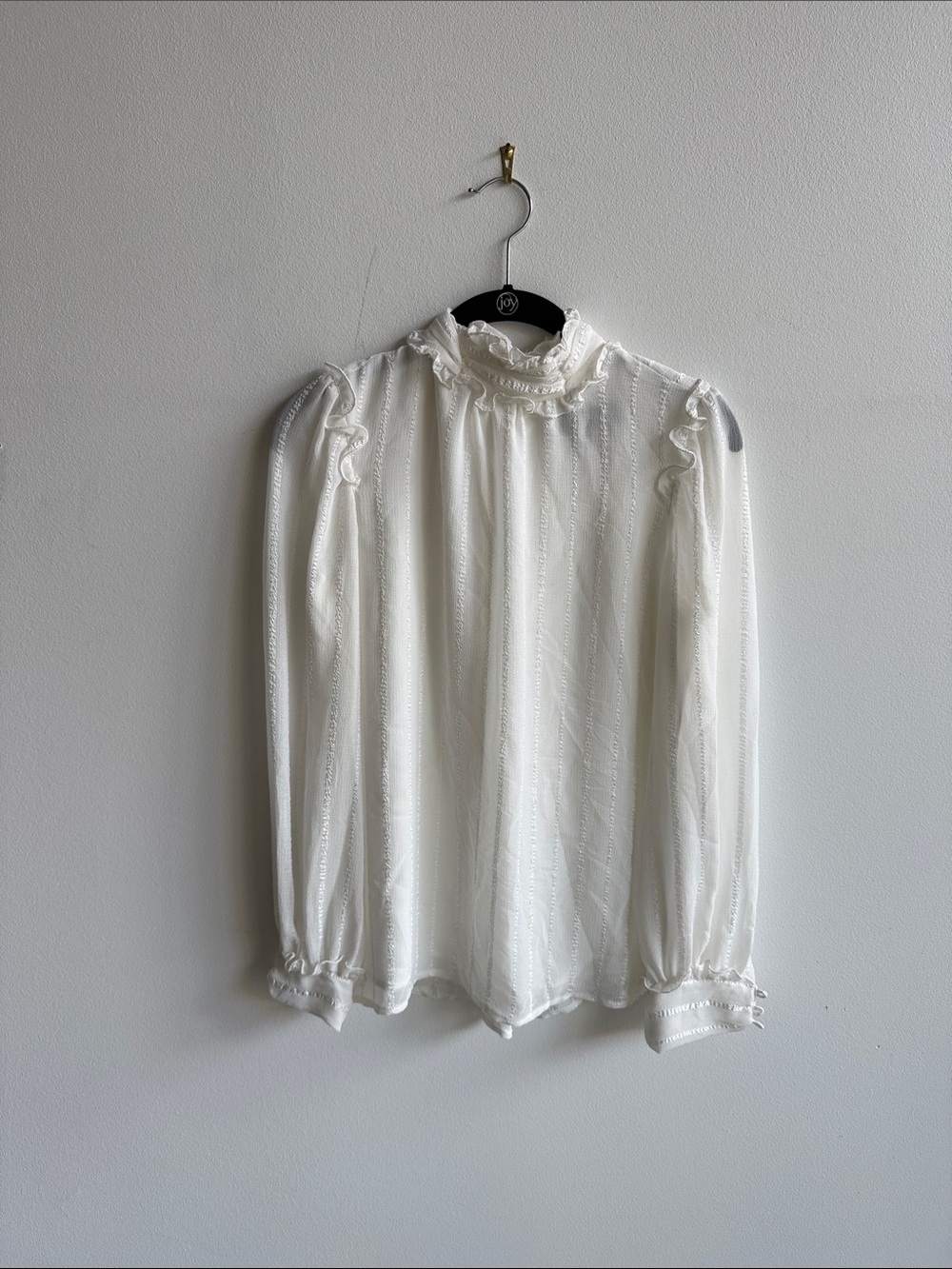 Chiffon Ruffle-Neck White Blouse with Delicate Texture